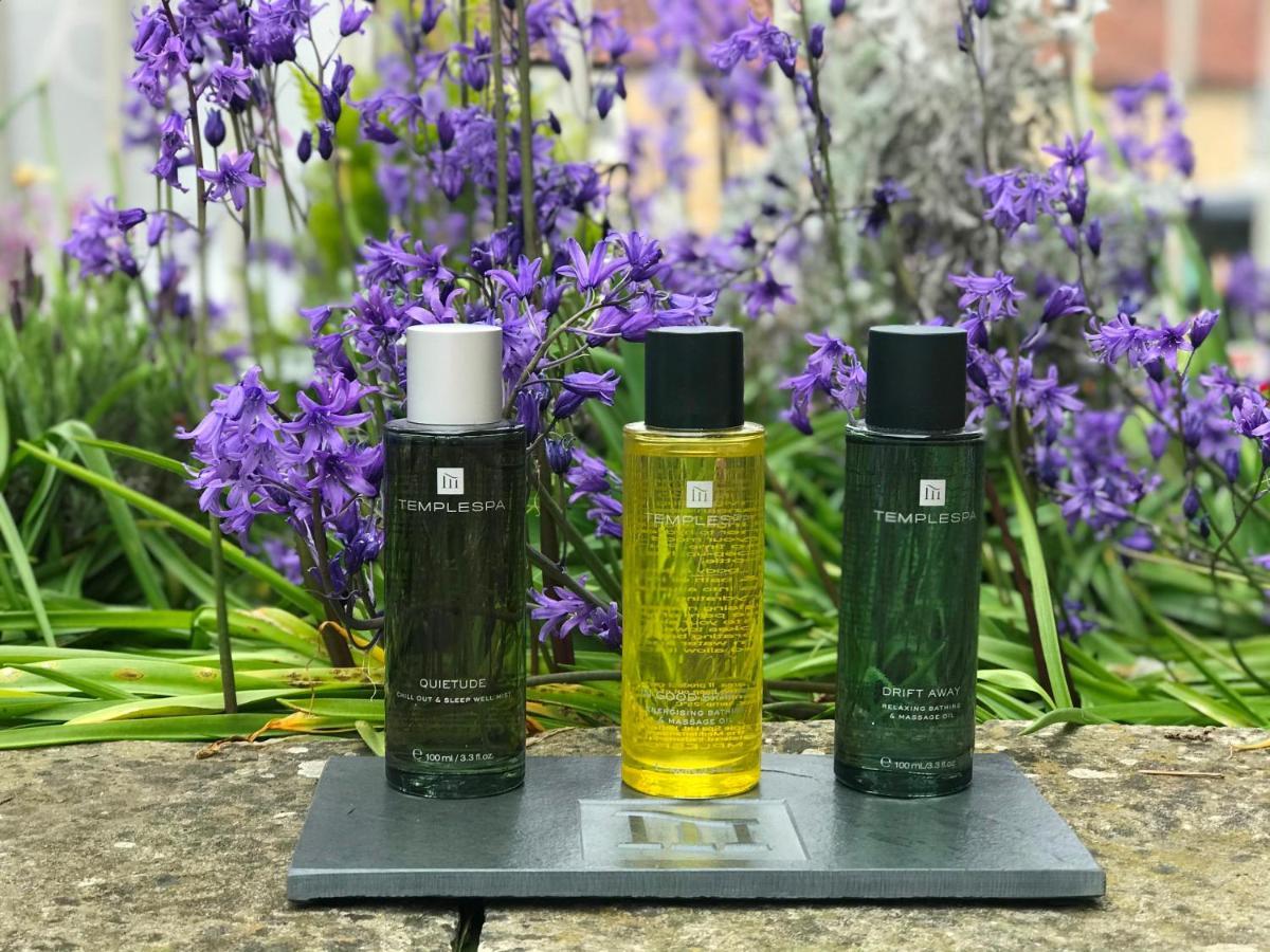 Feversham Arms Hotel & Verbena Spa Хелмсли Экстерьер фото