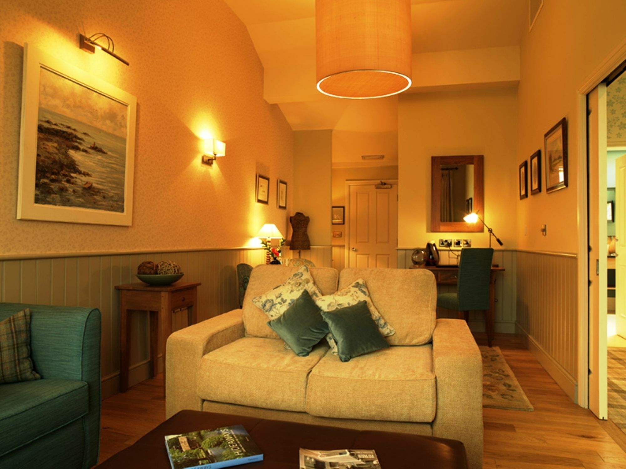 Feversham Arms Hotel & Verbena Spa Хелмсли Экстерьер фото